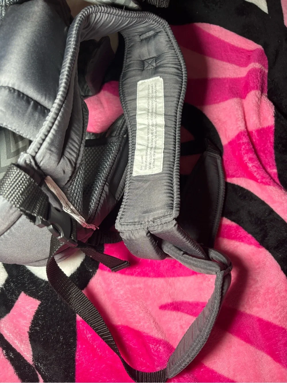 Evenflo Breathable Carrier,